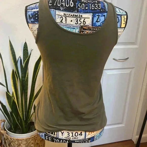 J Jill tank - Picture 3 of 4